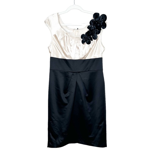 London Times Floral Applique Satin Formal Sleeveless Dress - Picture 1 of 6